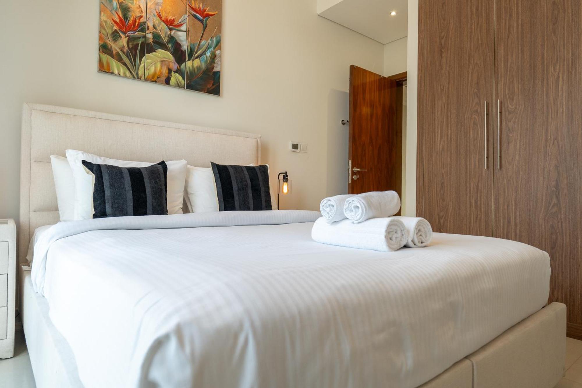 Heaven Crest Vacation Homes Downtown - Studio And 1 Bedroom Suites 2 Minute Walk To Dubai Mall And Burj Khalifa Zewnętrze zdjęcie