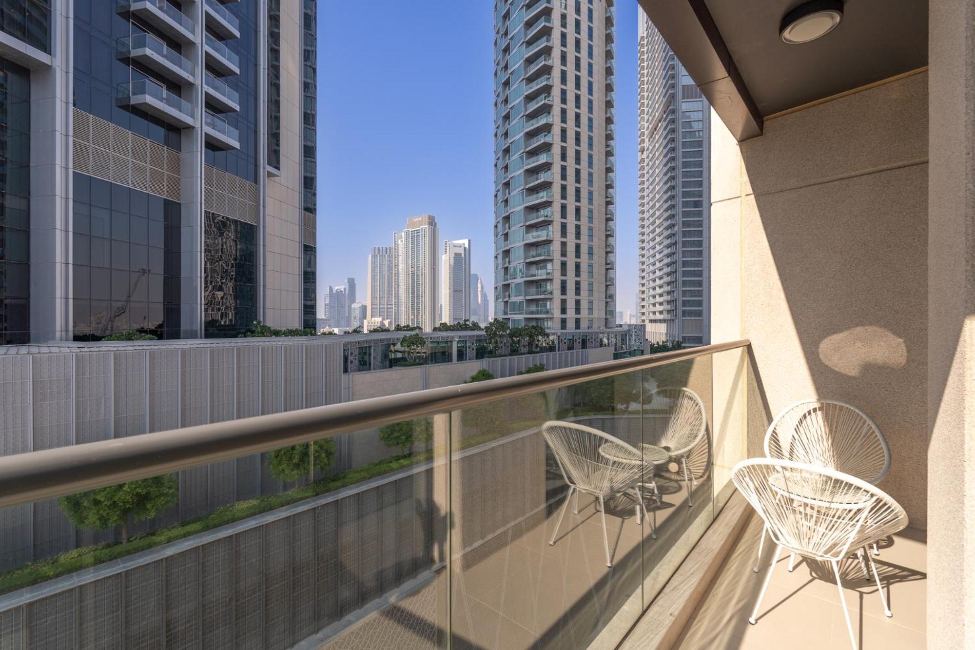 Heaven Crest Vacation Homes Downtown - Studio And 1 Bedroom Suites 2 Minute Walk To Dubai Mall And Burj Khalifa Zewnętrze zdjęcie